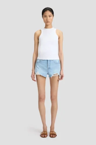 Distressed shorts in light blue wash