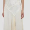 Lace dress in ivory