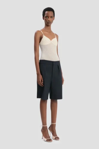Tailored shorts in navy
