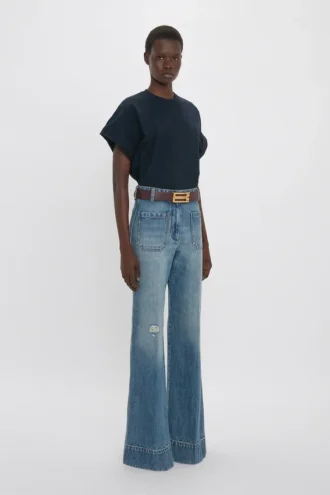 Tilly t-shirt in navy