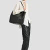 Victoria tote bag large in black leather